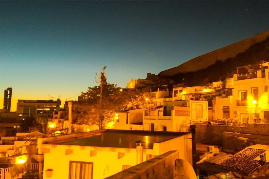 Casa Colorista En El Casco Antiguo Villa Alicante Eksteriør billede